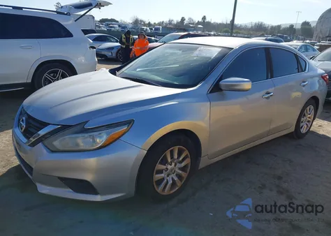 2017 Nissan Altima 2.5 S z USA, uszkodzony, nr VIN 1N4AL3AP5HN337485